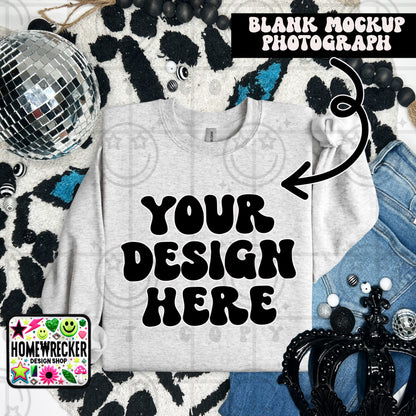 G18000 GILDAN | FOLDED EVERYDAY LEOPARD MOCK UPS | SINGLES