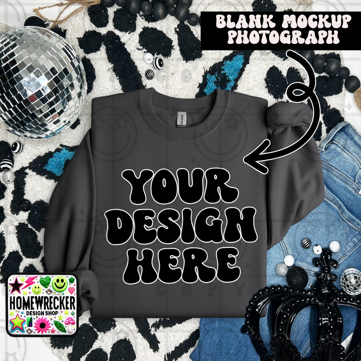 G18000 GILDAN | FOLDED EVERYDAY LEOPARD MOCK UPS | SINGLES