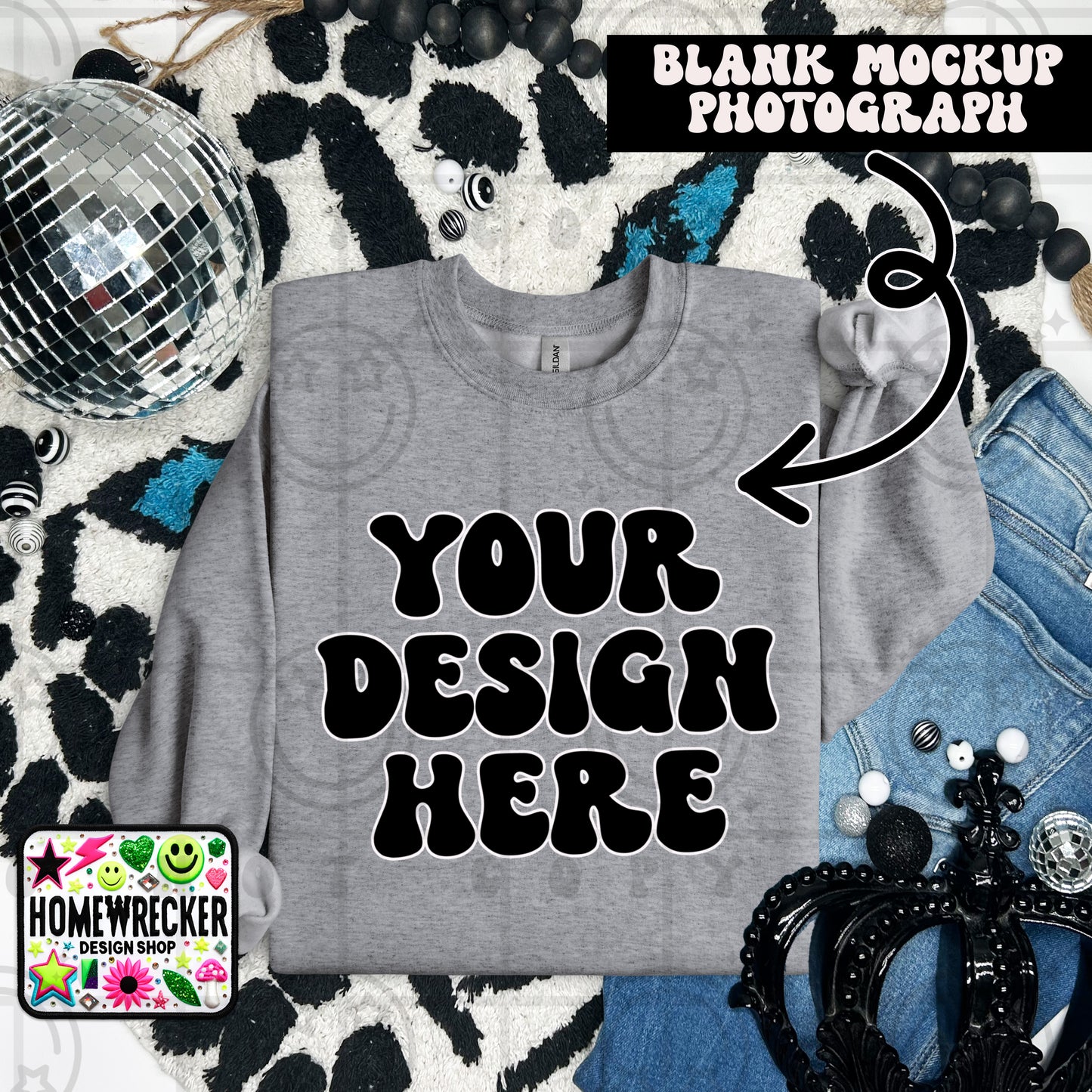 G18000 GILDAN | FOLDED EVERYDAY LEOPARD MOCK UPS | SINGLES