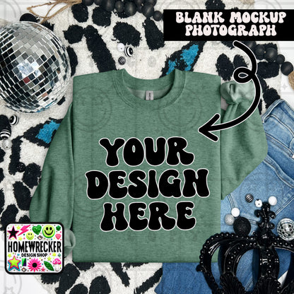 G18000 GILDAN | FOLDED EVERYDAY LEOPARD MOCK UPS | SINGLES