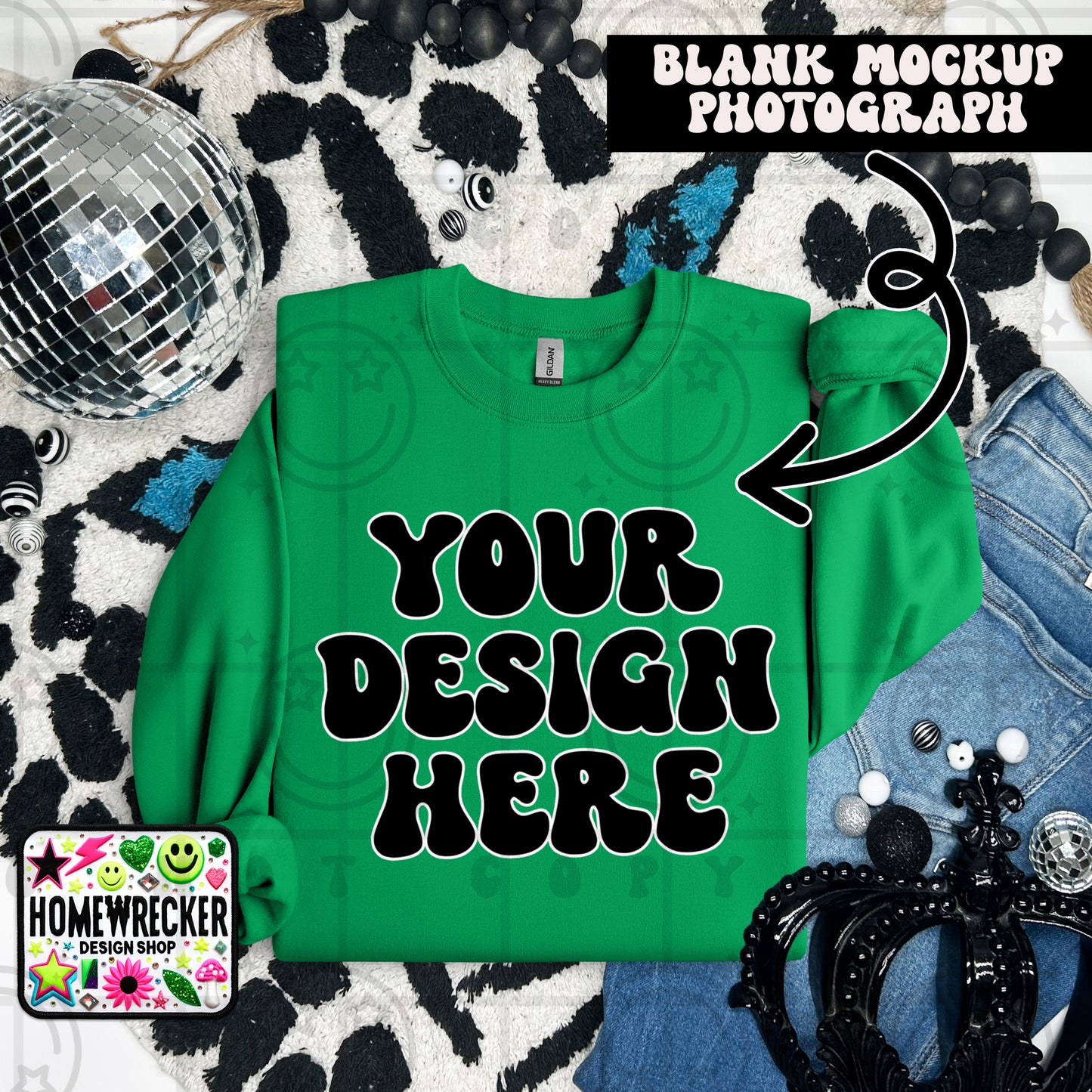 G18000 GILDAN | FOLDED EVERYDAY LEOPARD MOCK UPS | SINGLES