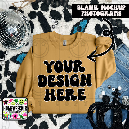 G18000 GILDAN | FOLDED EVERYDAY LEOPARD MOCK UPS | SINGLES