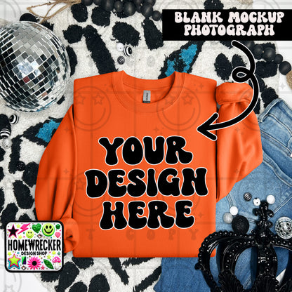 G18000 GILDAN | FOLDED EVERYDAY LEOPARD MOCK UPS | SINGLES