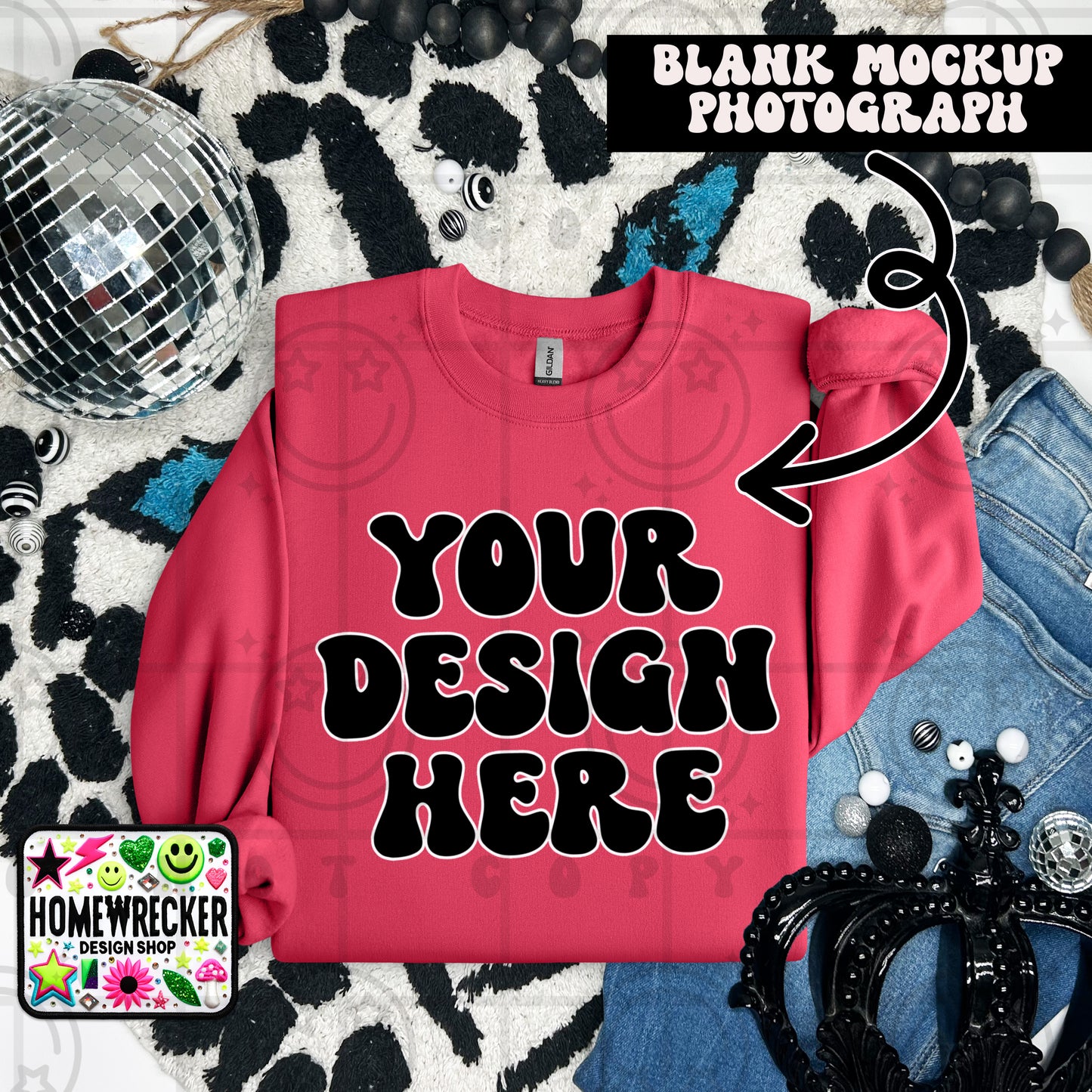 G18000 GILDAN | FOLDED EVERYDAY LEOPARD MOCK UPS | SINGLES