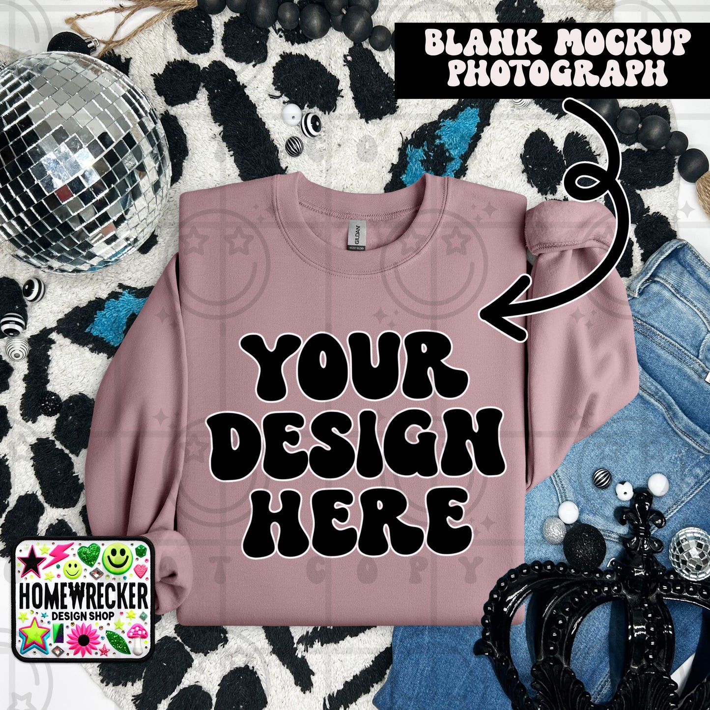 G18000 GILDAN | FOLDED EVERYDAY LEOPARD MOCK UPS | SINGLES