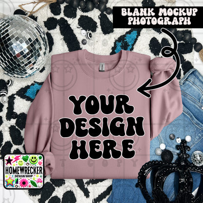 G18000 GILDAN | FOLDED EVERYDAY LEOPARD MOCK UPS | SINGLES