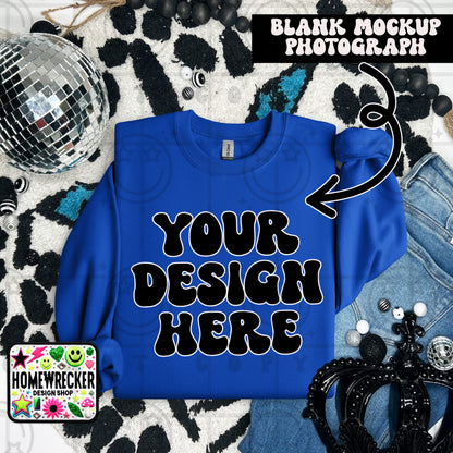 G18000 GILDAN | FOLDED EVERYDAY LEOPARD MOCK UPS | SINGLES