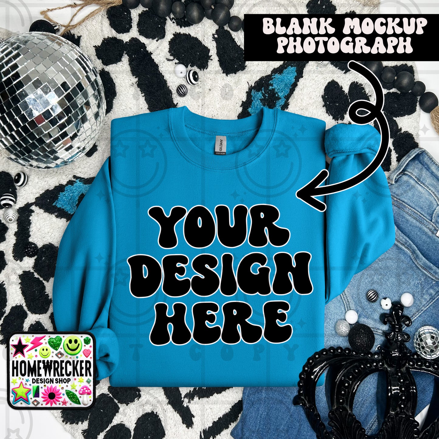 G18000 GILDAN | FOLDED EVERYDAY LEOPARD MOCK UPS | SINGLES