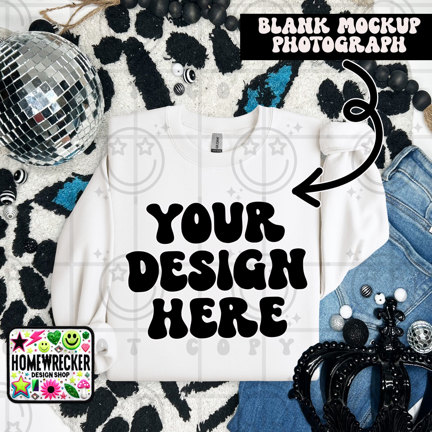 G18000 GILDAN | FOLDED EVERYDAY LEOPARD MOCK UPS | SINGLES