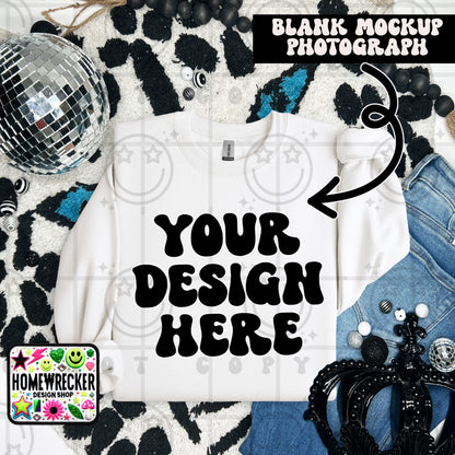 G18000 GILDAN | FOLDED EVERYDAY LEOPARD MOCK UPS | SINGLES