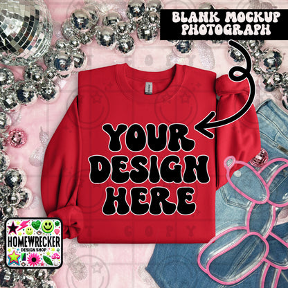 G18000 GILDAN | FOLDED EVERYDAY BALLOON DOGGIE MOCK UPS | SINGLES