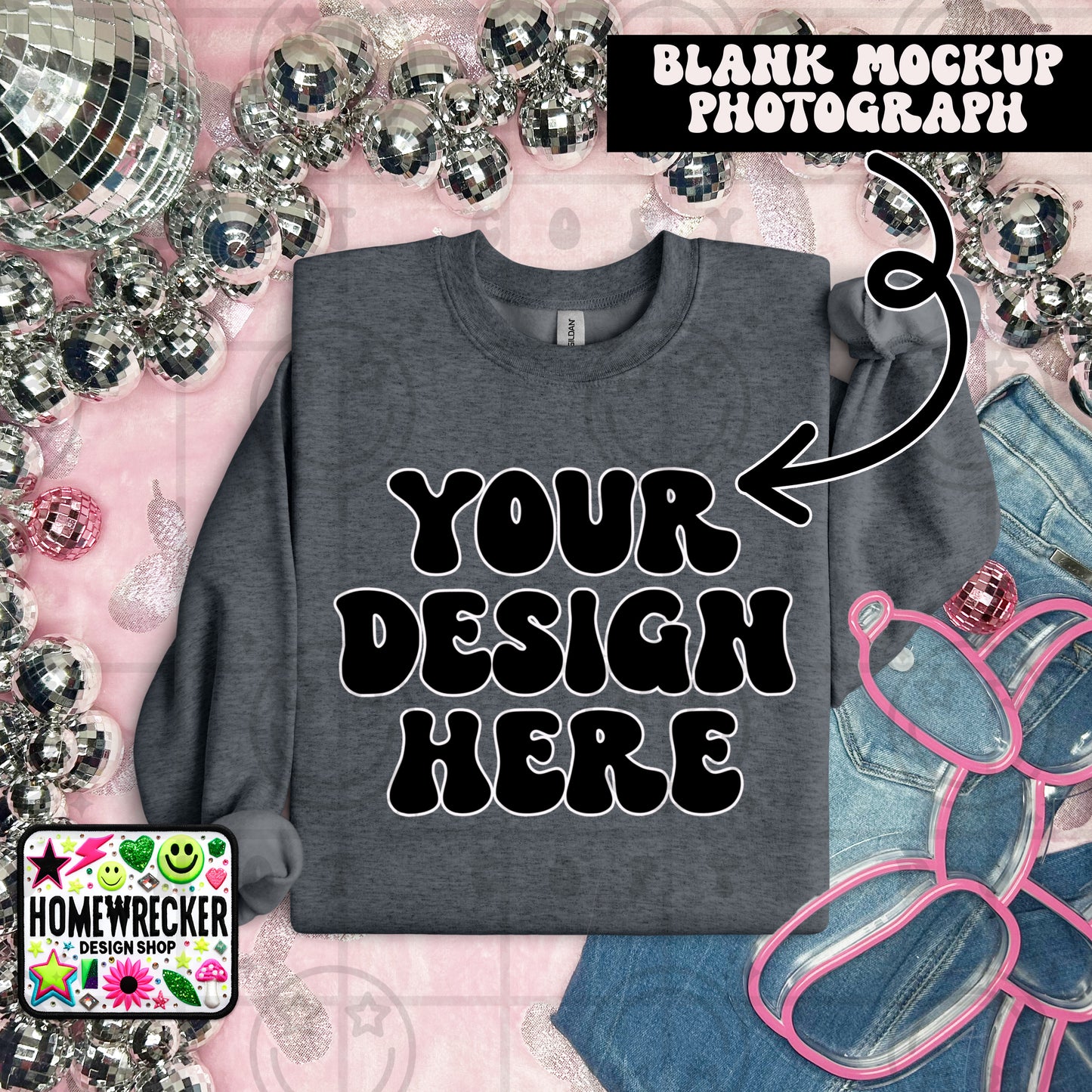 G18000 GILDAN | FOLDED EVERYDAY BALLOON DOGGIE MOCK UPS | SINGLES