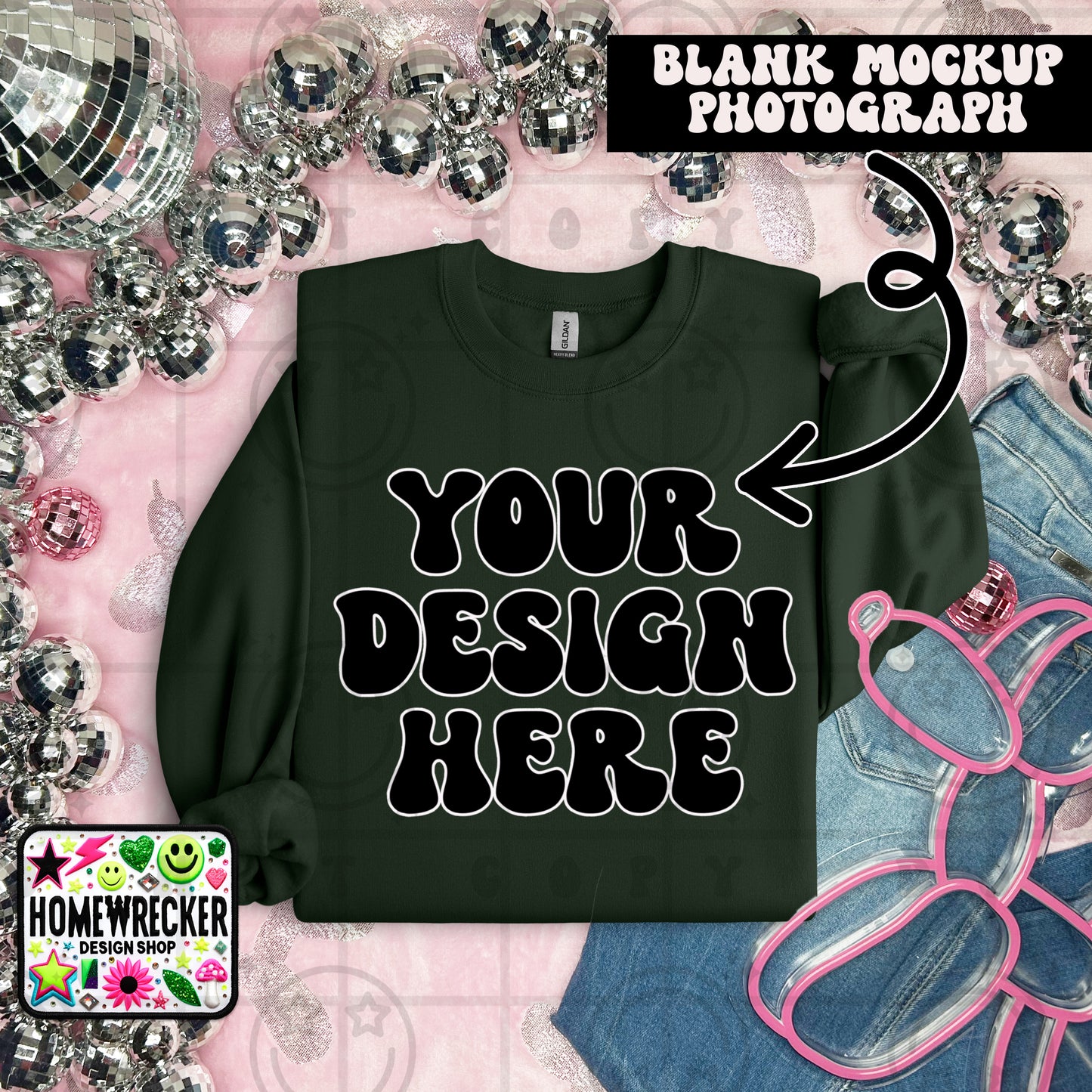 G18000 GILDAN | FOLDED EVERYDAY BALLOON DOGGIE MOCK UPS | SINGLES