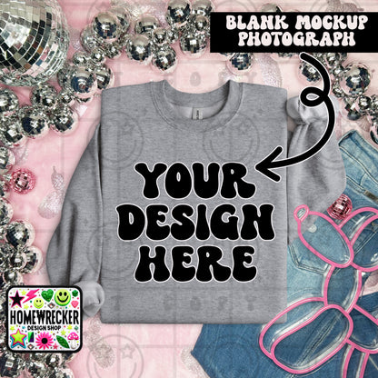 G18000 GILDAN | FOLDED EVERYDAY BALLOON DOGGIE MOCK UPS | SINGLES