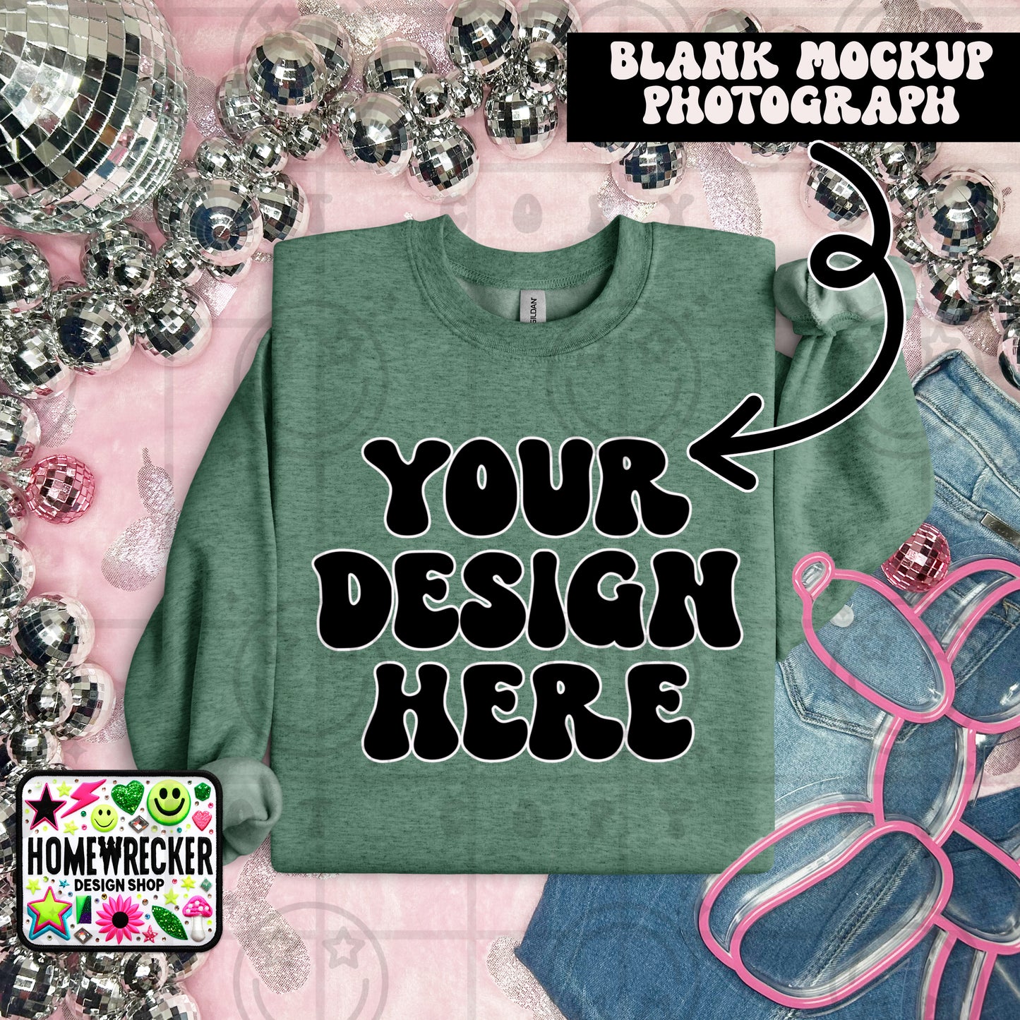 G18000 GILDAN | FOLDED EVERYDAY BALLOON DOGGIE MOCK UPS | SINGLES