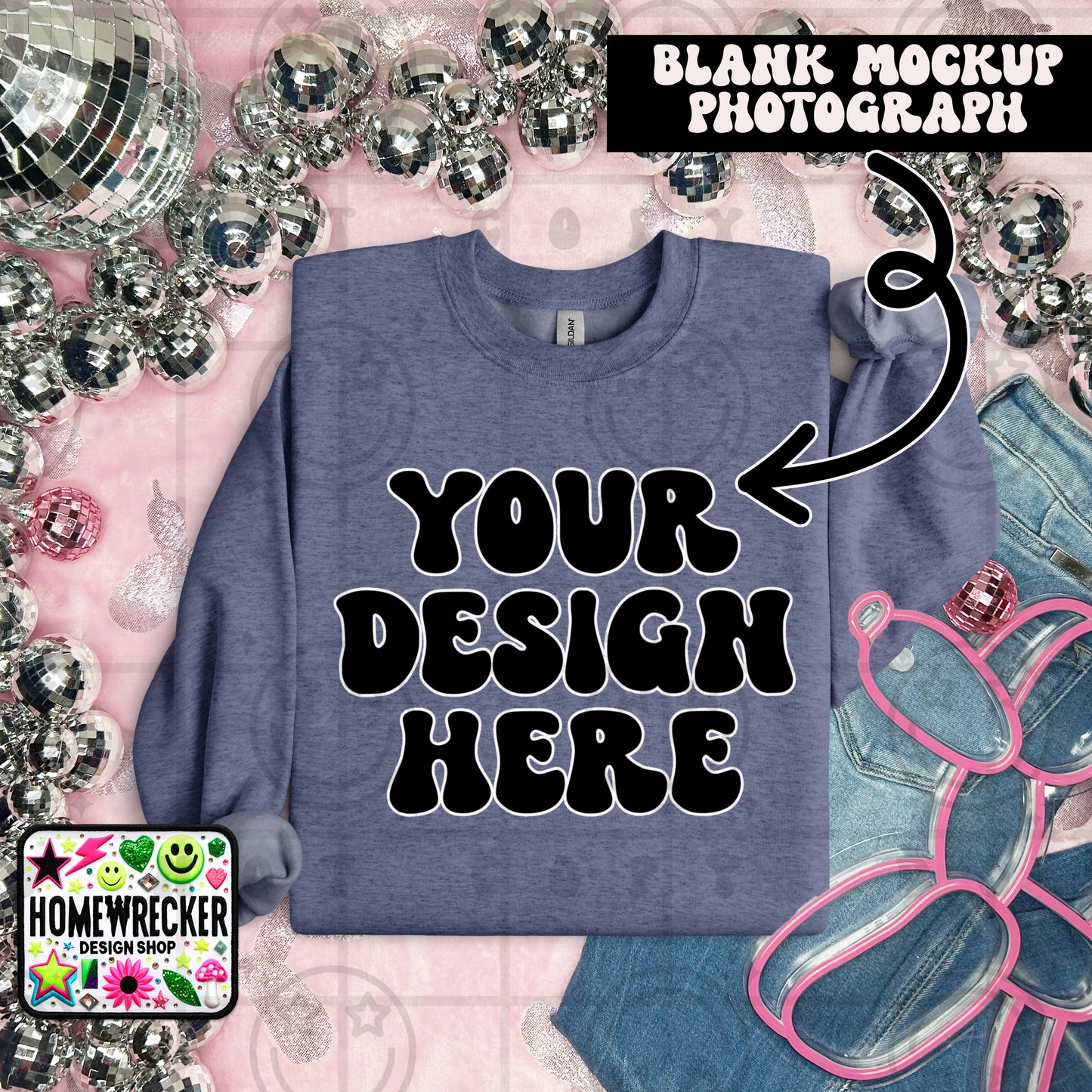 G18000 GILDAN | FOLDED EVERYDAY BALLOON DOGGIE MOCK UPS | SINGLES