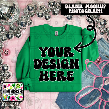 G18000 GILDAN | FOLDED EVERYDAY BALLOON DOGGIE MOCK UPS | SINGLES