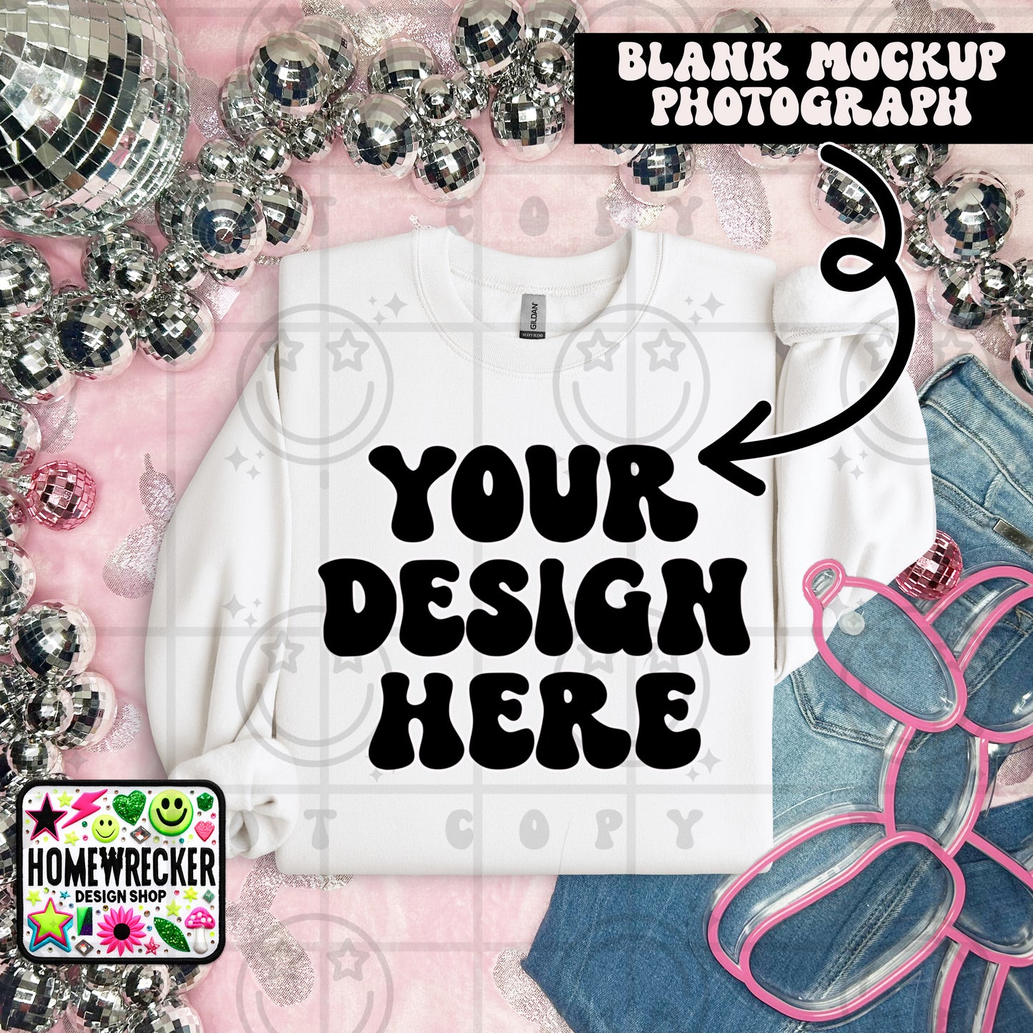 G18000 GILDAN | FOLDED EVERYDAY BALLOON DOGGIE MOCK UPS | SINGLES