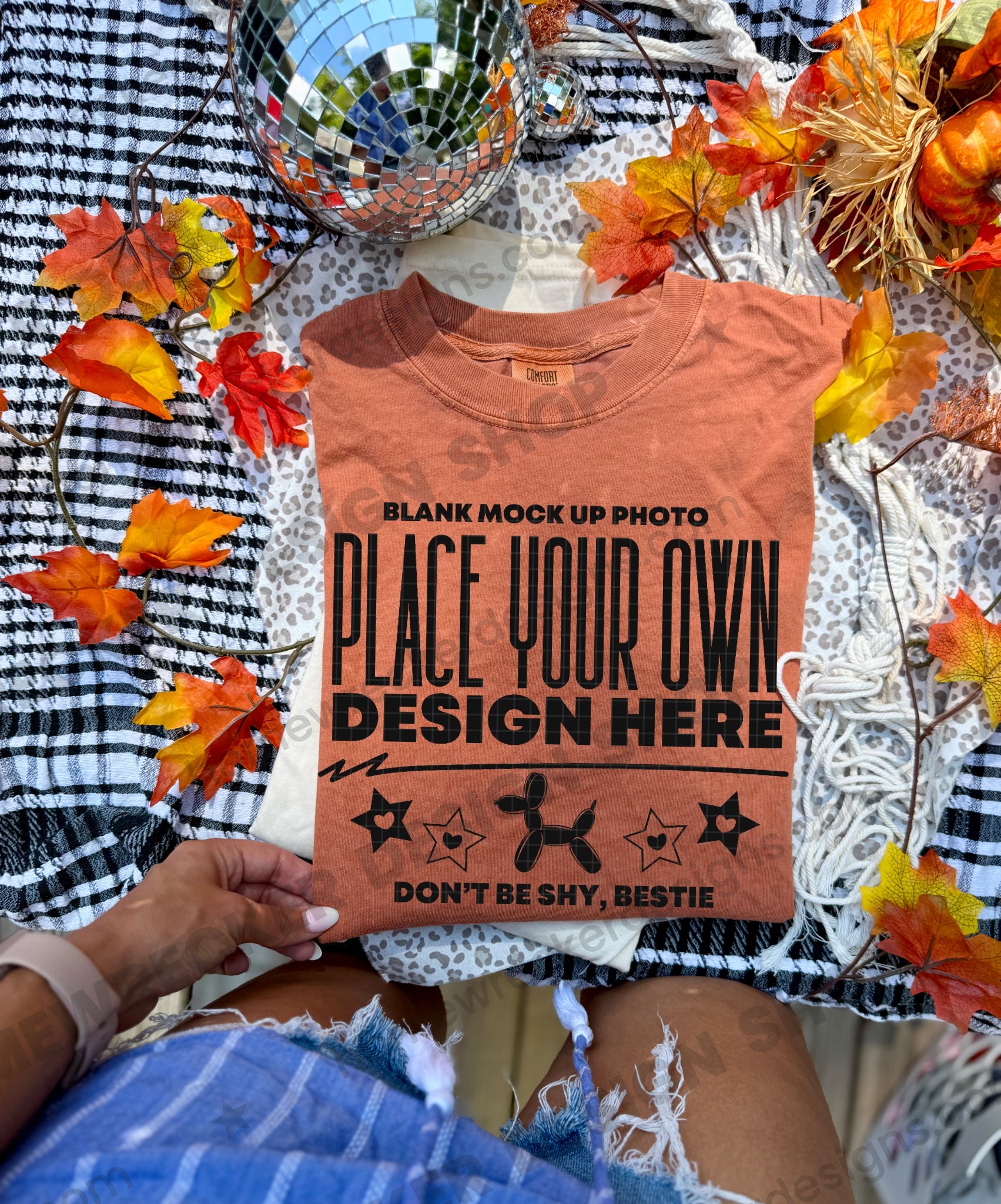 Blank Comfort Colors 1717 t-shirt in Yam, fall styling, folded mockup photo from Homewrecker Design Shop