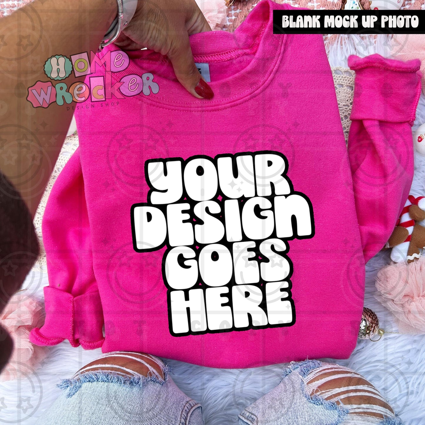 Gildan Sweathirt Crewneck Mockup, G18000, flat lay, Christmas, Gingerbread Cookie, Pink Download | Heliconia