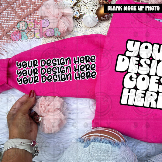 Gildan Sweathirt Crewneck Mockup Sleeve, G18000, flat lay, Christmas, Gingerbread Cookie, Pink Download | Heliconia